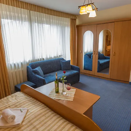 Fian Hotel