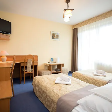 Hotel Fian 3*
